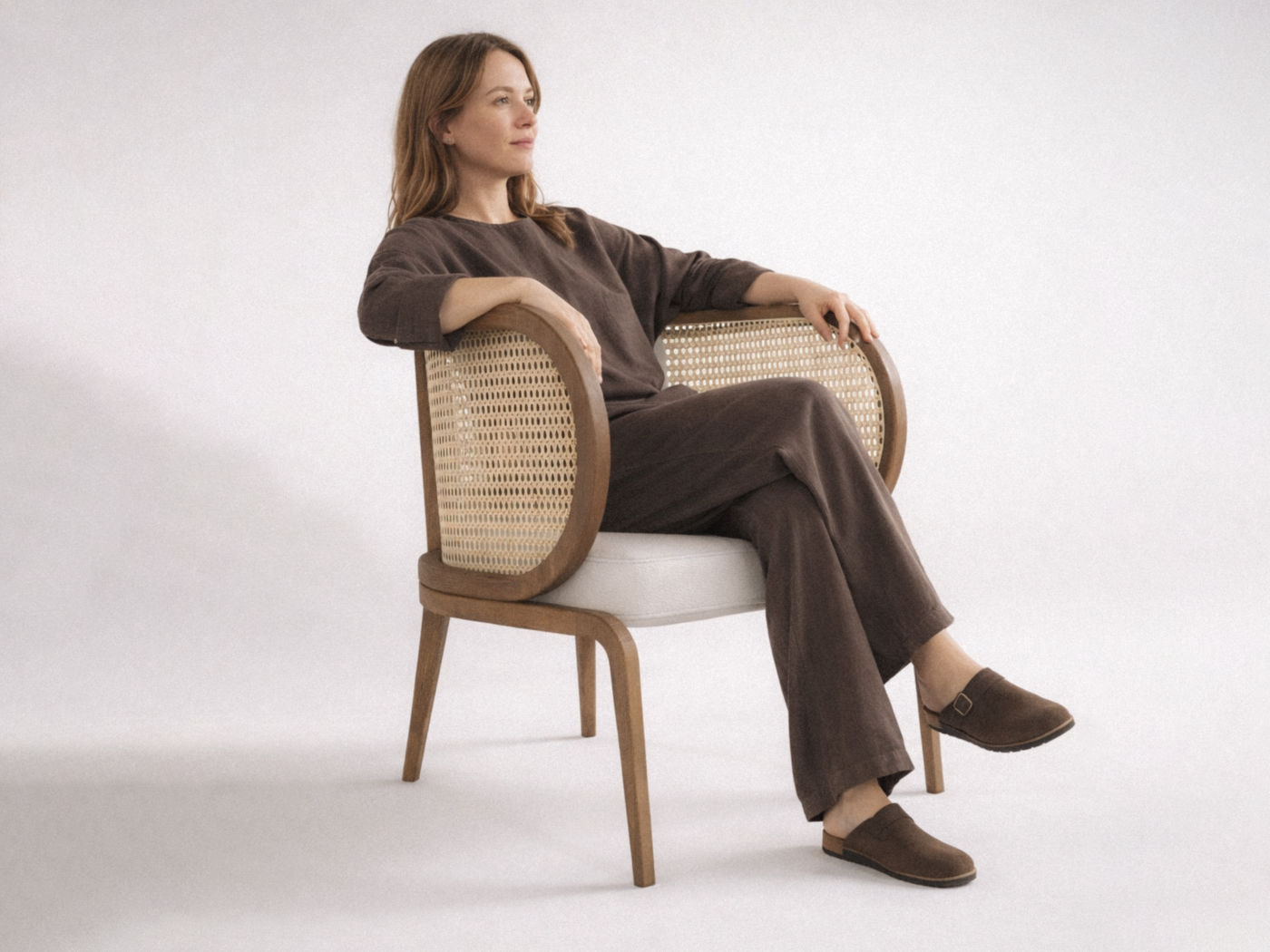 robusta armchair back view revealing its construction and material presence